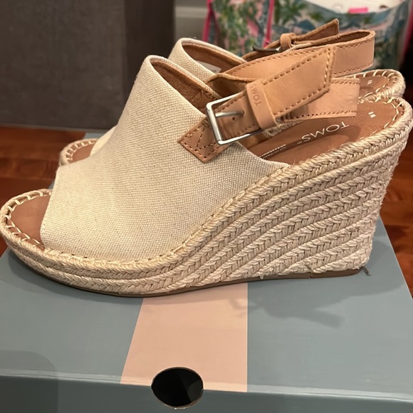 Brand New Toms Monica Wedge Shoes 8 - Picture 4 of 7